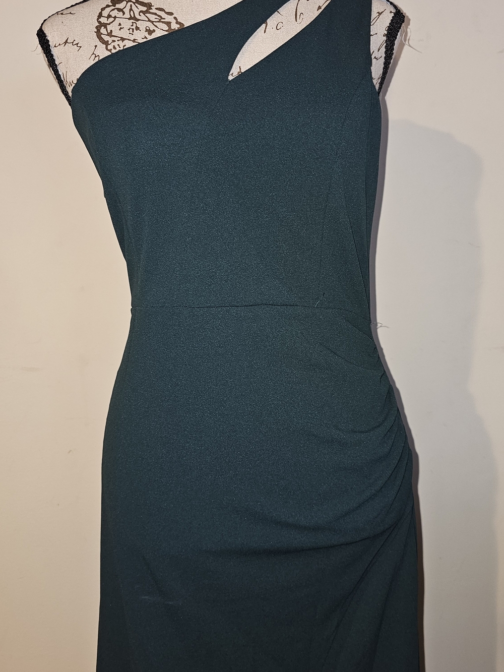 One-Shoulder Emerald Green Sheath Dress